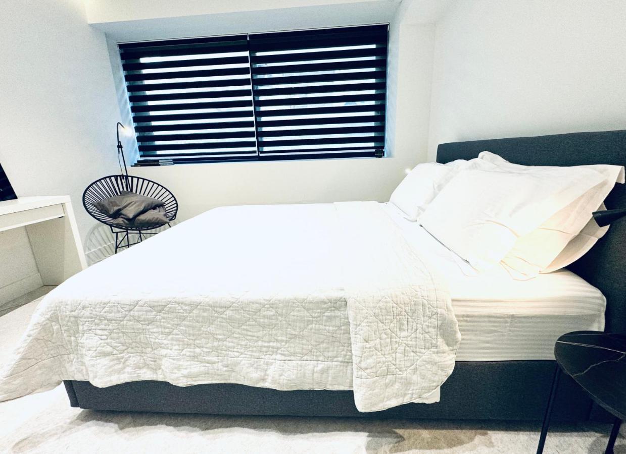 Stylish Central Superior Bedroom In Kolonaki Atene Esterno foto